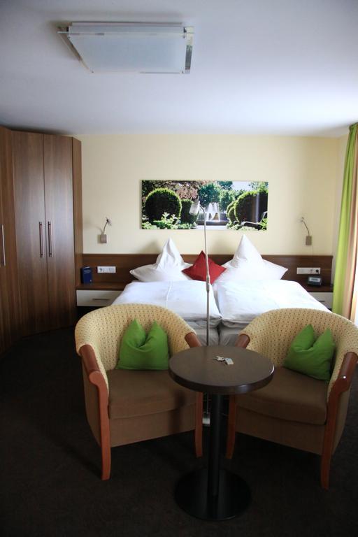 Hotel Garni Vier Jahreszeiten Bad Füssing Extérieur photo