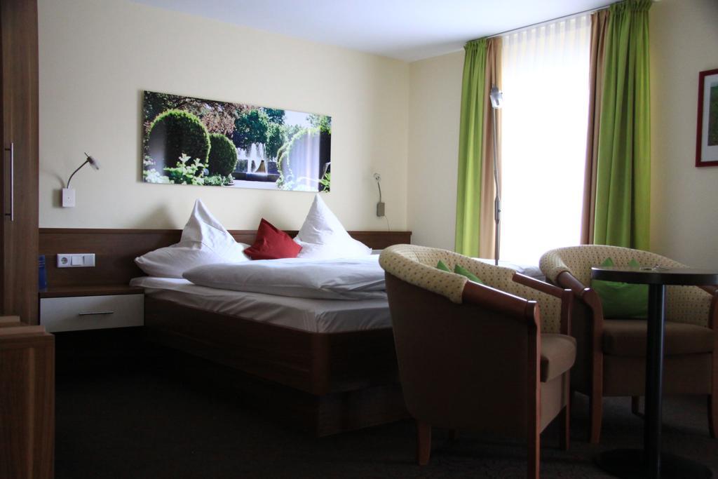 Hotel Garni Vier Jahreszeiten Bad Füssing Extérieur photo